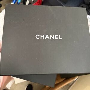 CHANEL Classic Black magnetic box